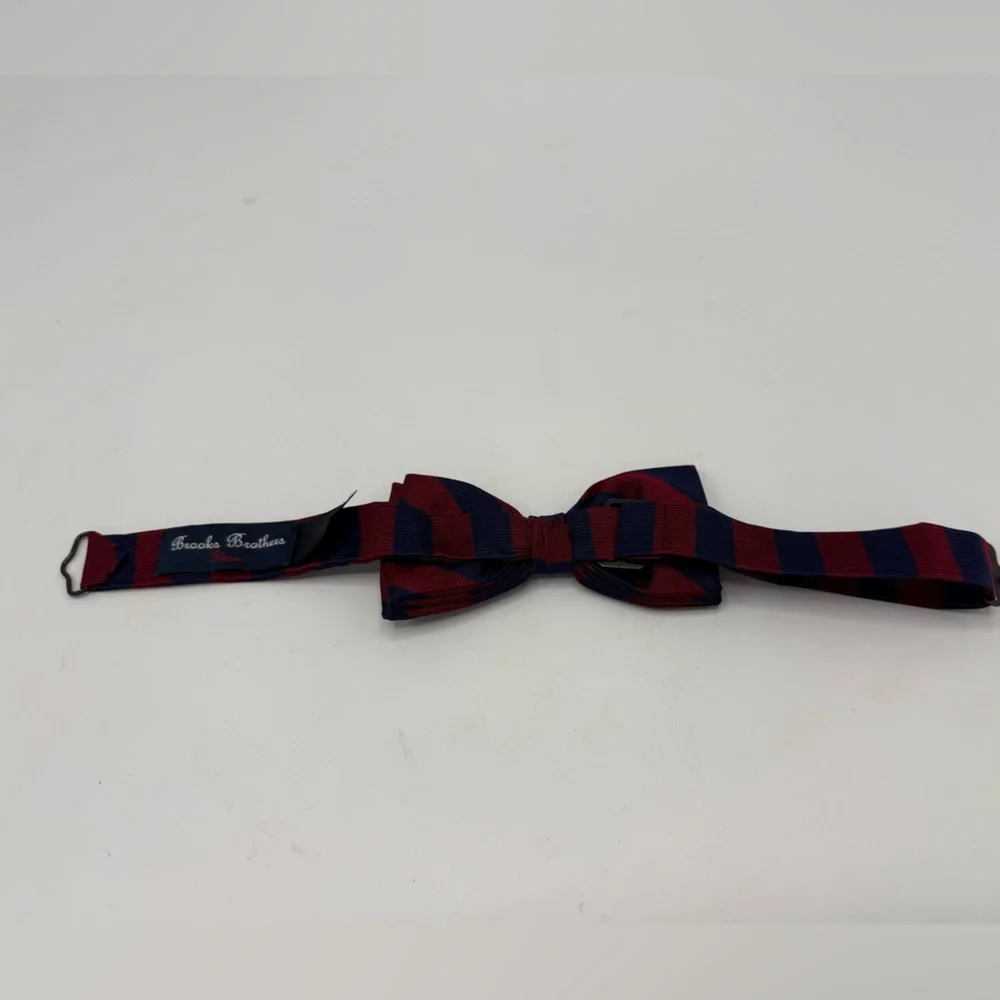Brooks Brothers Boys Silk Striped Bow Tie